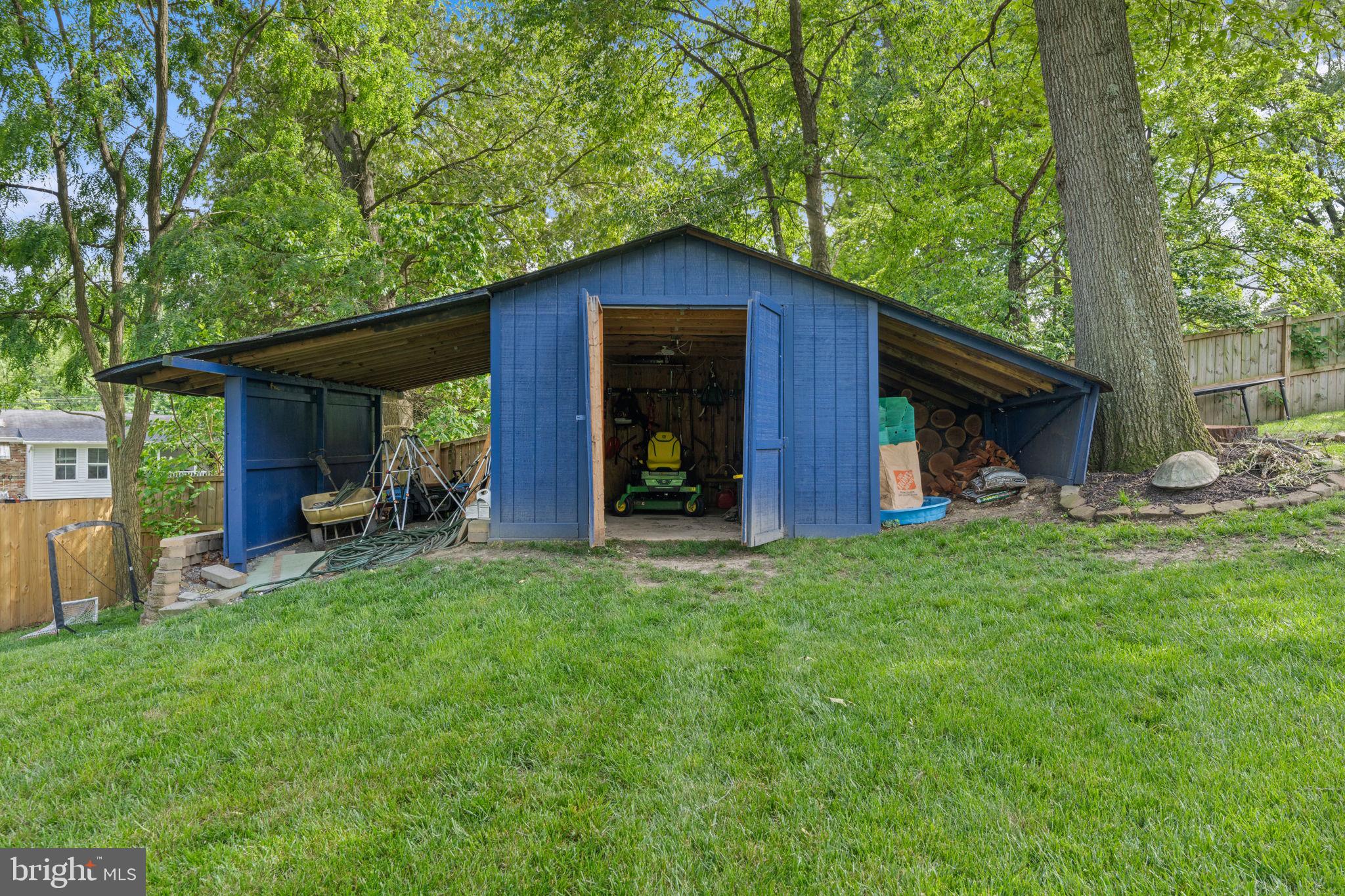 8313 Accotink Rd