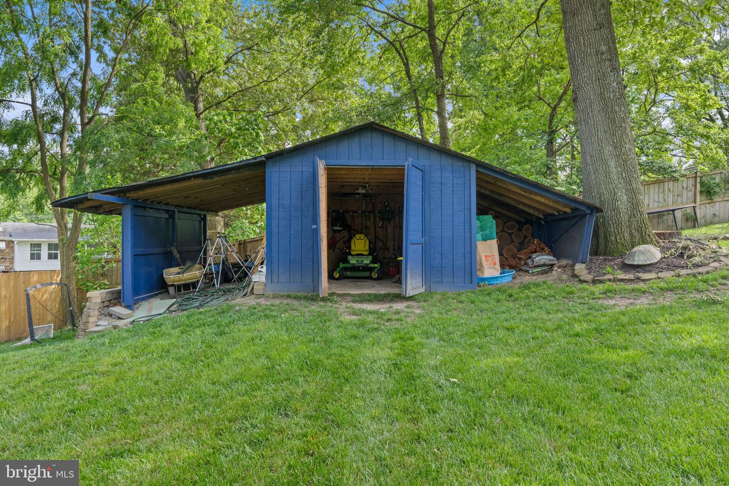 8313 Accotink Rd