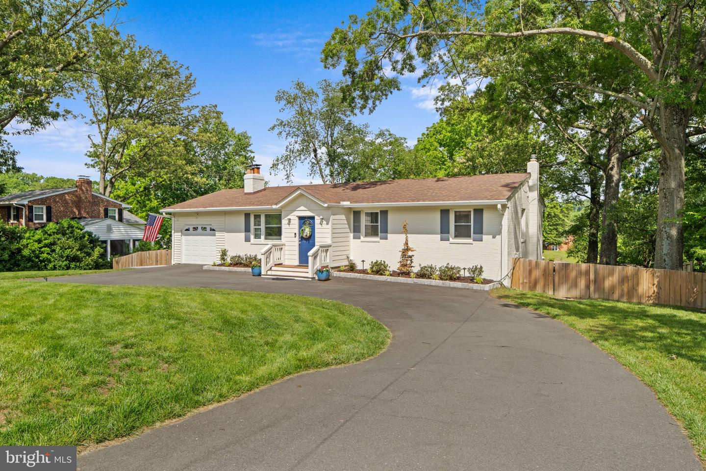 8313 Accotink Rd