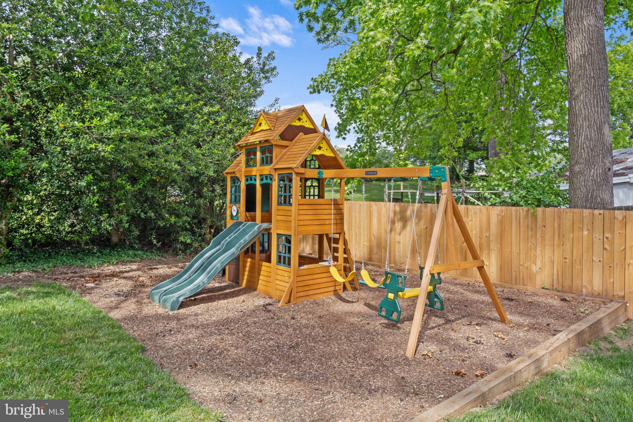 8313 Accotink Rd