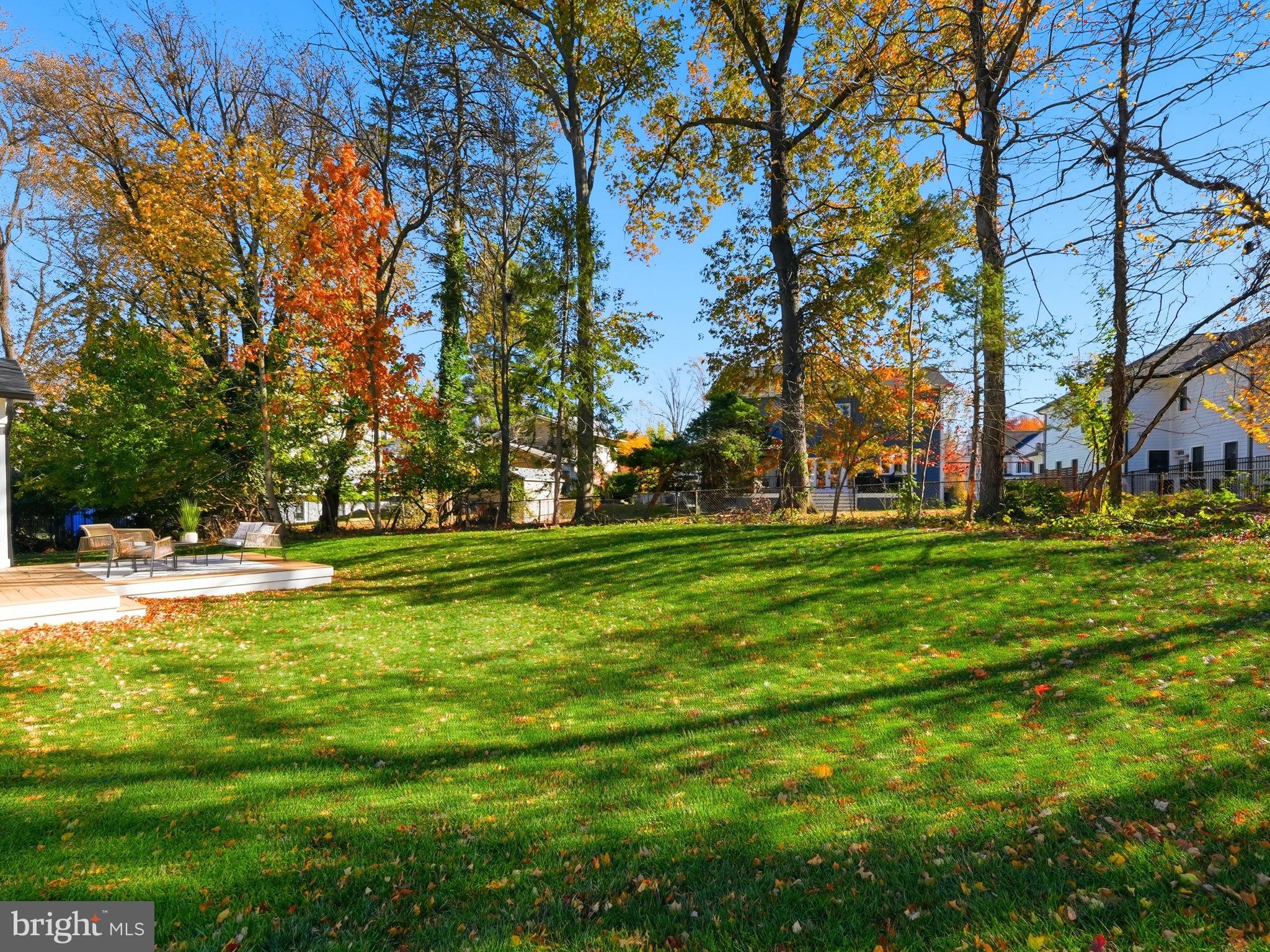 612 GIBSON CIRCLE SW