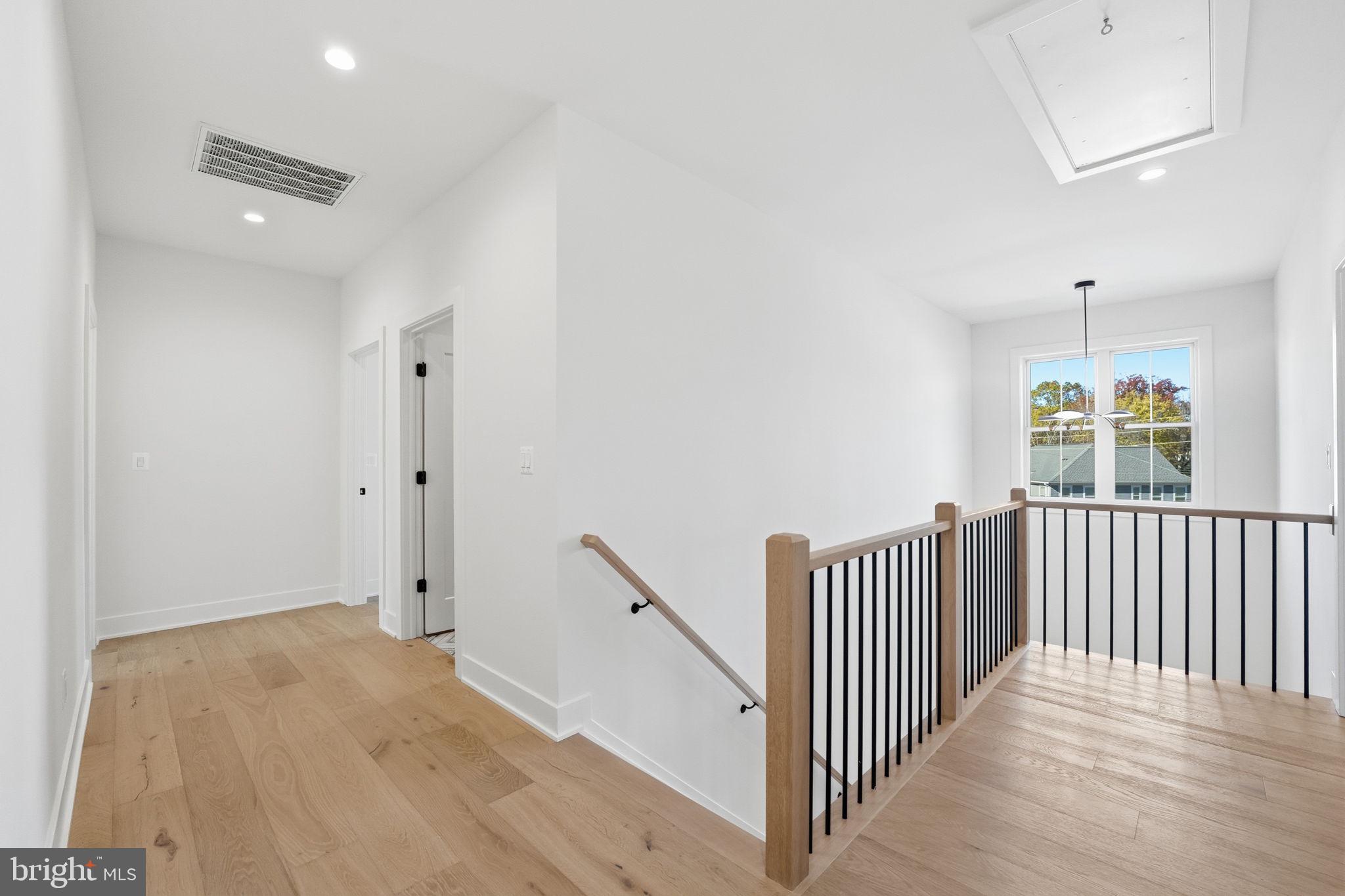 612 GIBSON CIRCLE SW