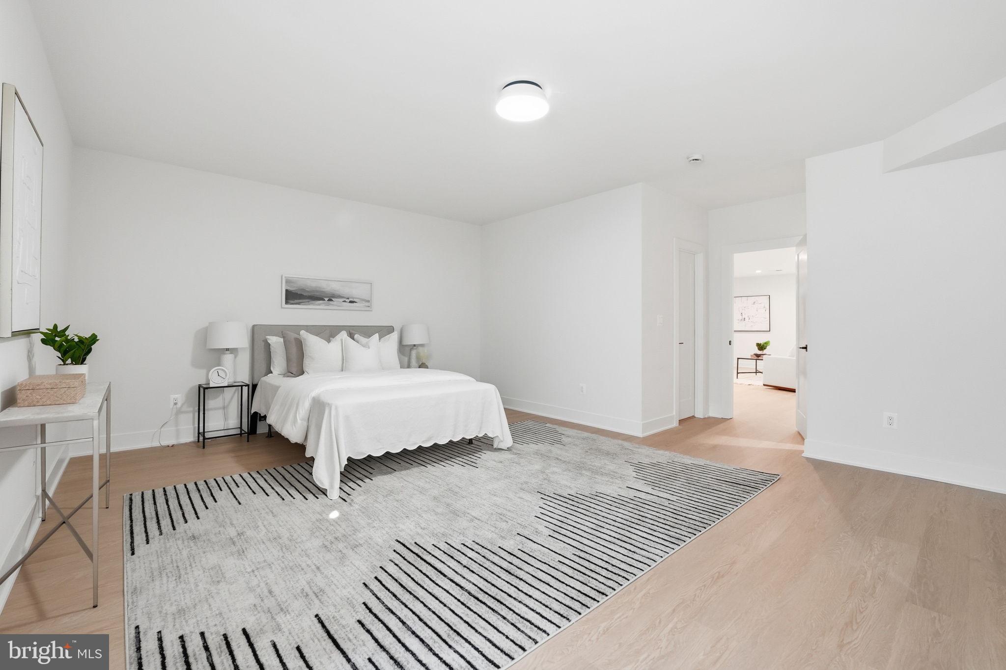 612 GIBSON CIRCLE SW