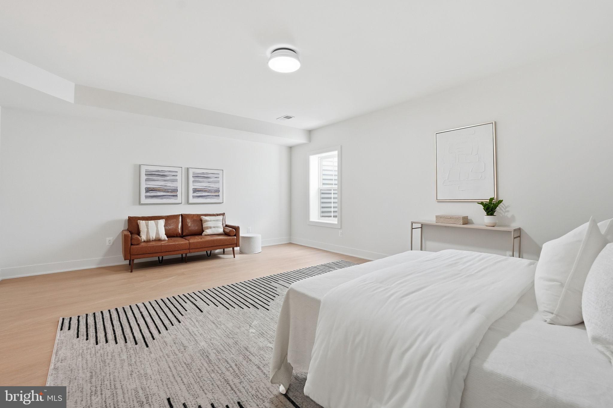 612 GIBSON CIRCLE SW