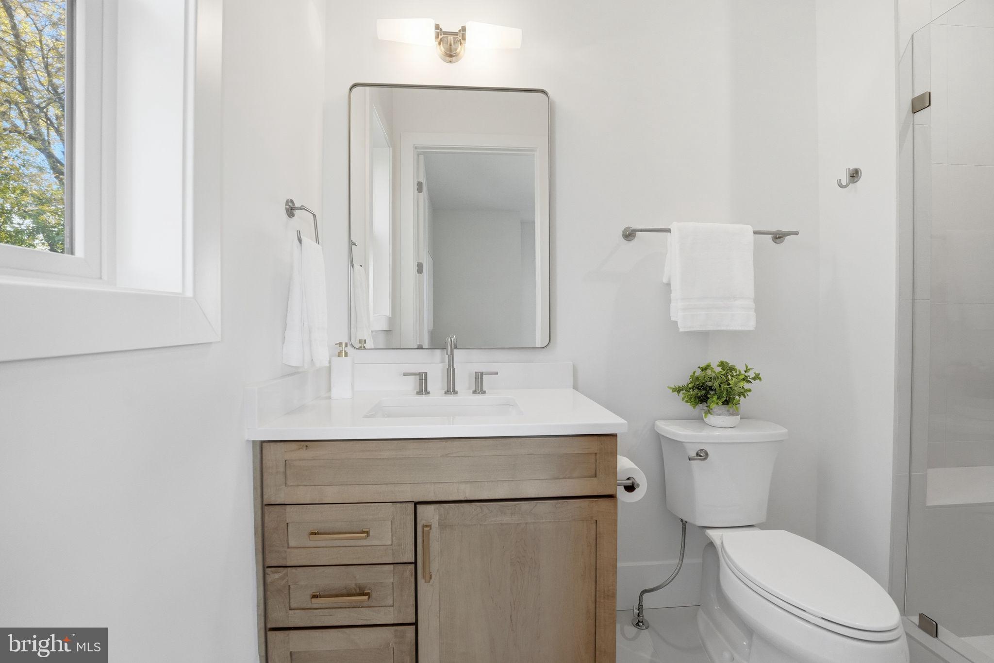 612 GIBSON CIRCLE SW