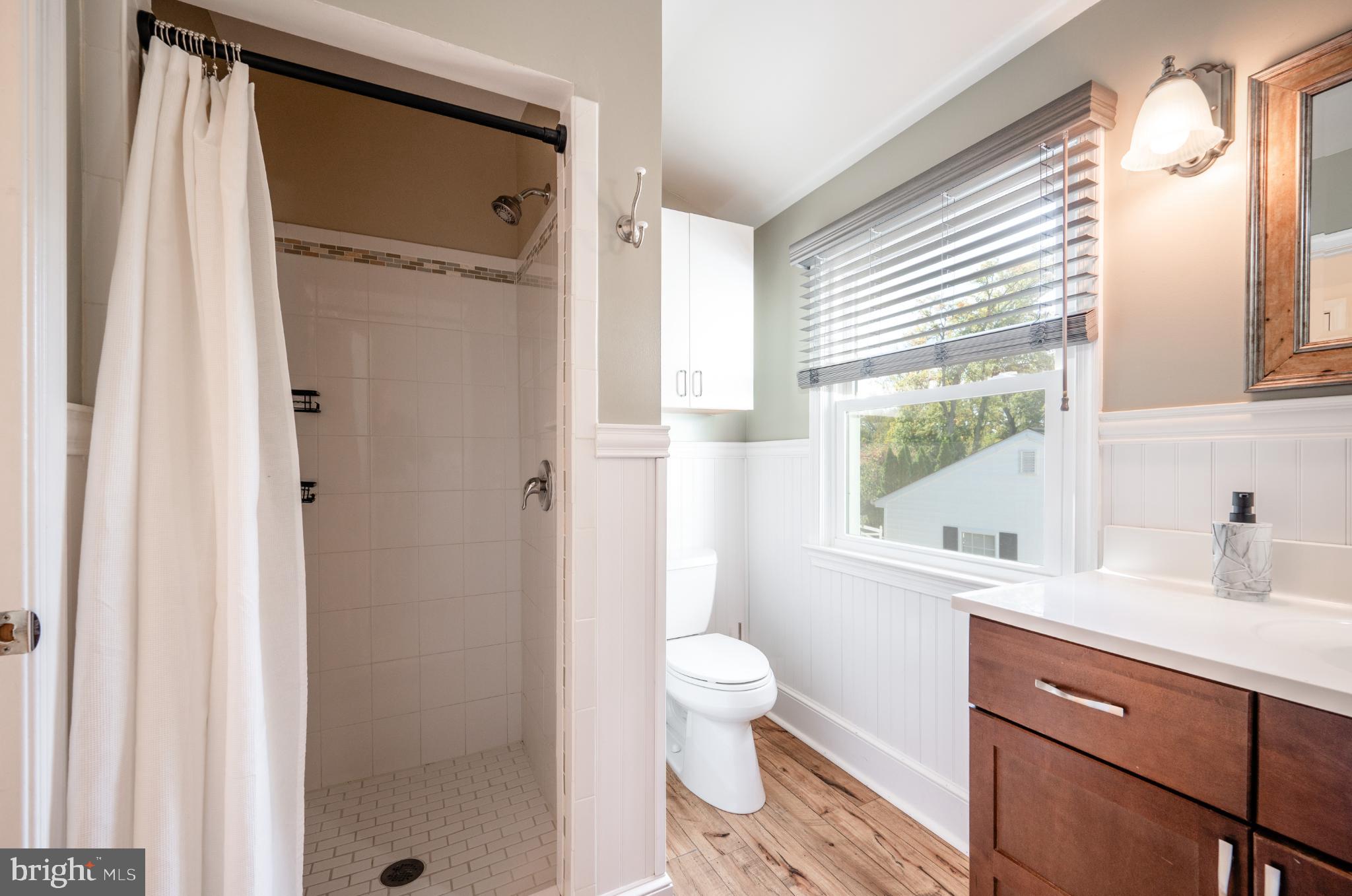 6329 NICHOLSON STREET