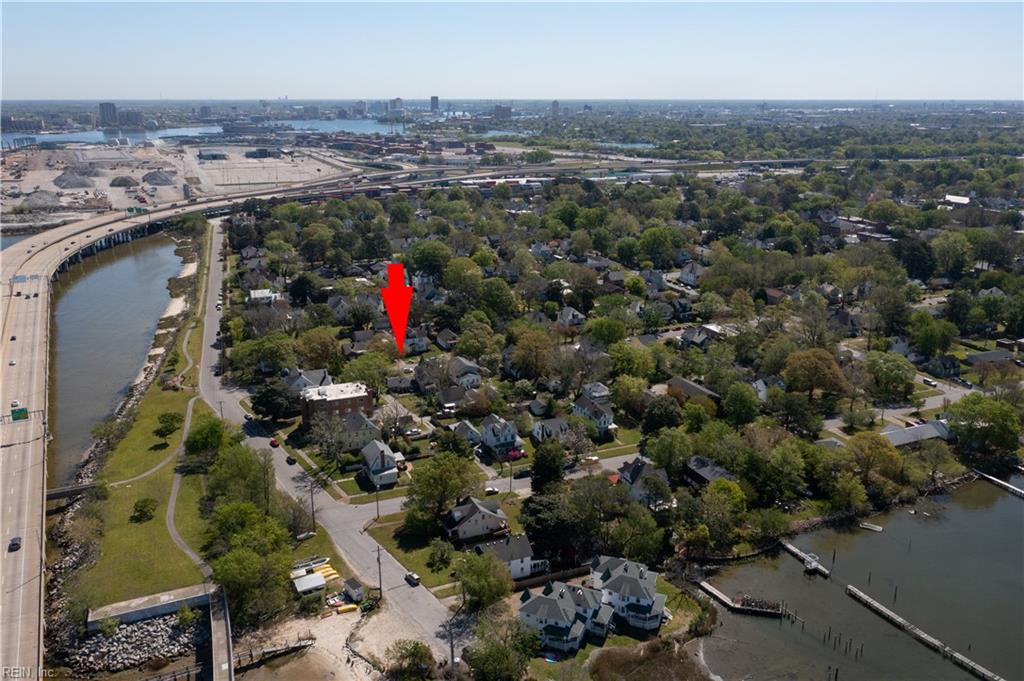 106 Florida AVE