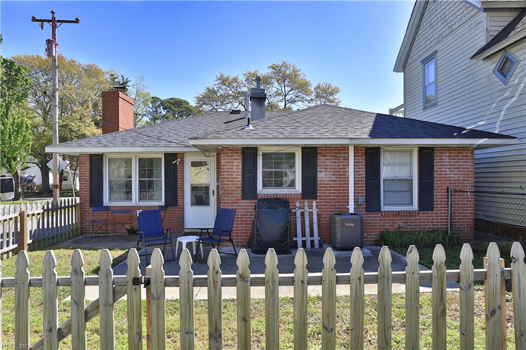 106 Florida AVE