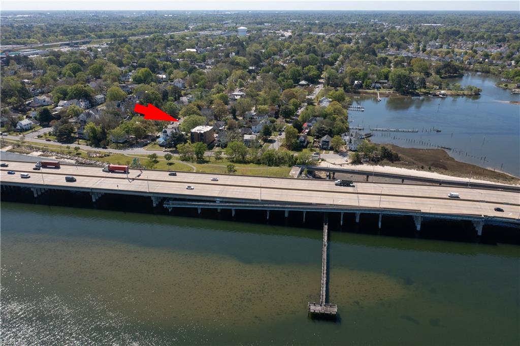 106 Florida AVE