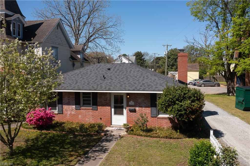 106 Florida AVE