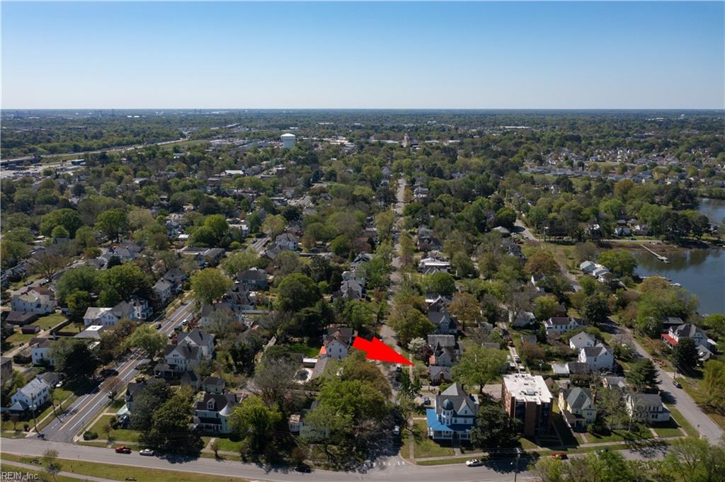 106 Florida AVE