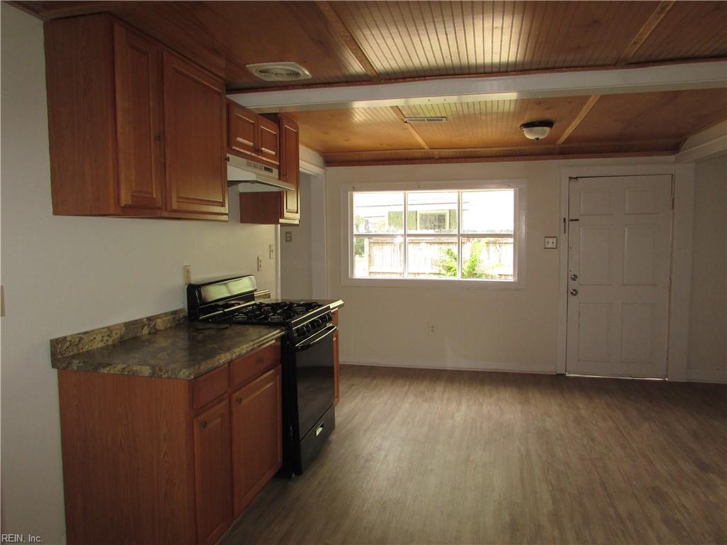 33 Channing AVE