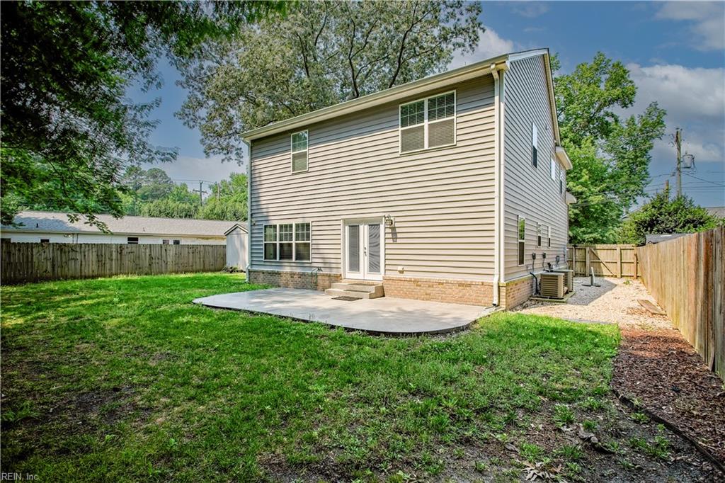 605 Crossland DR