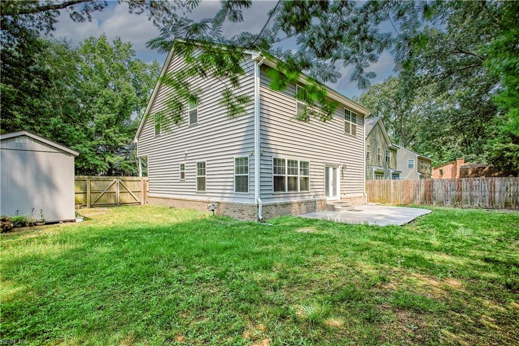 605 Crossland DR