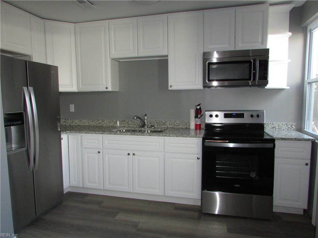 175 A View AVE