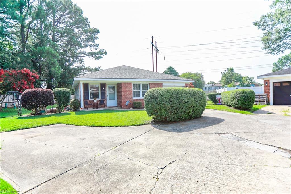 1021 Tradewinds RD