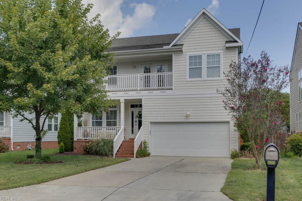 924 S Oriole DR