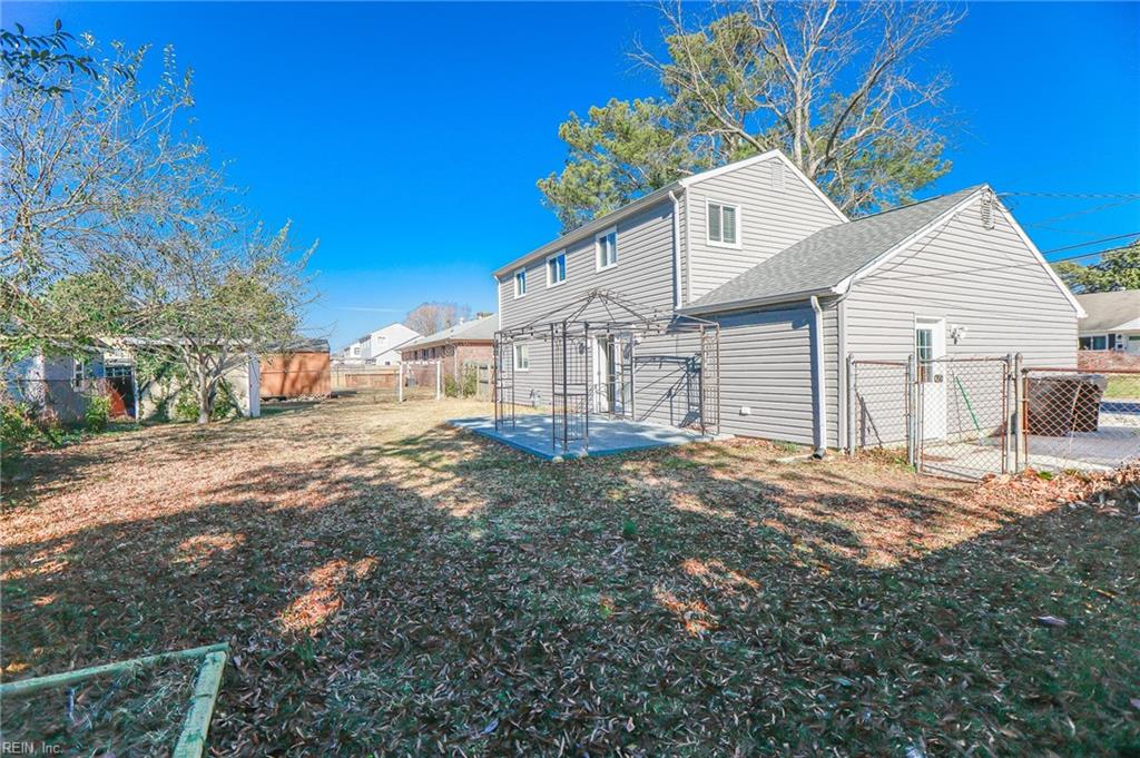 5676 S Pawnee RD