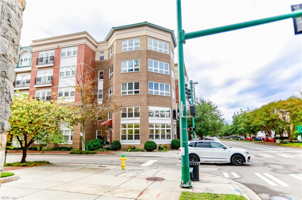 388 Boush ST 222