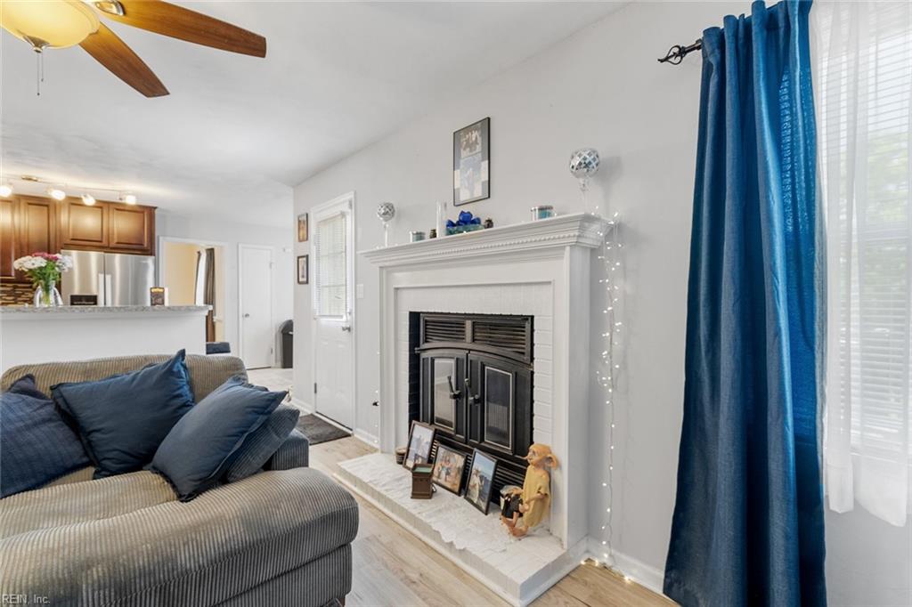 1321 Kasba CT