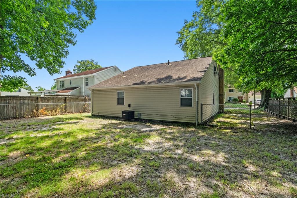 4117 Rainbow DR