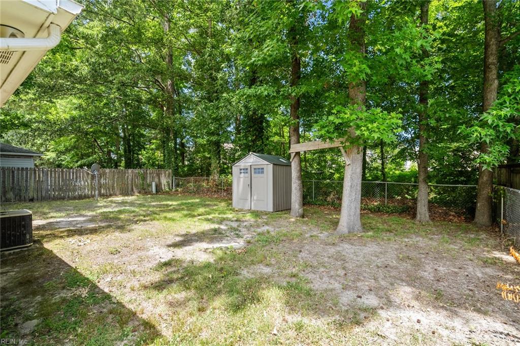 4117 Rainbow DR