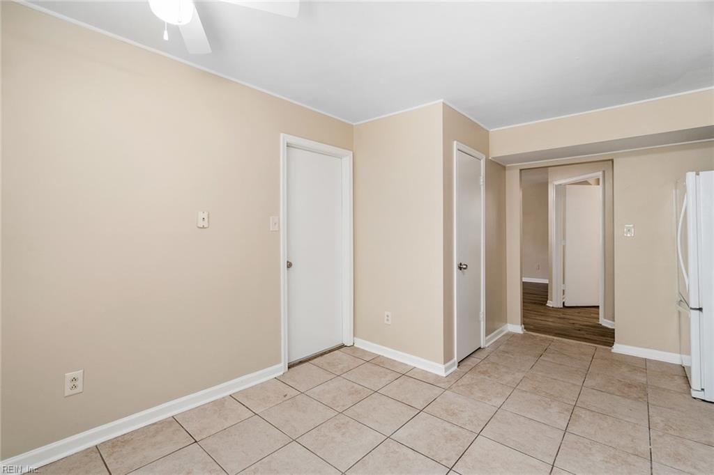4117 Rainbow DR