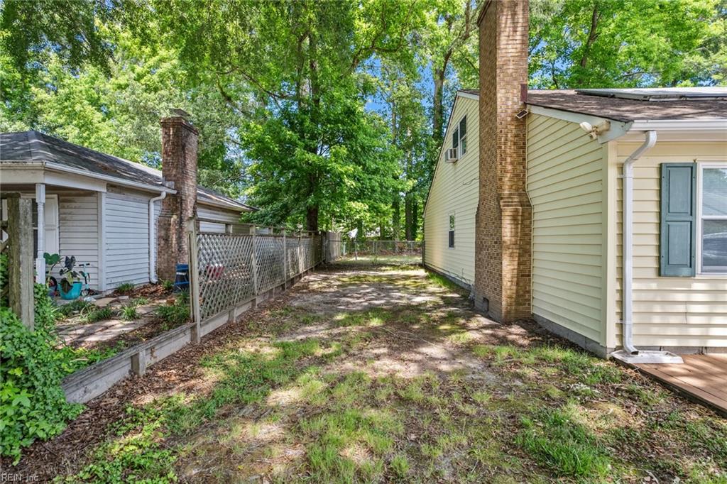 4117 Rainbow DR