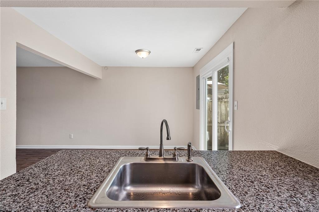 3596 Windmill DR