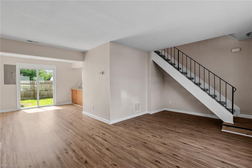 3596 Windmill DR