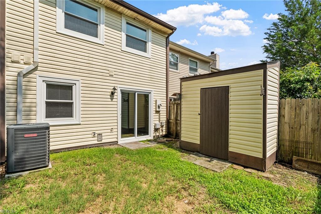 3596 Windmill DR