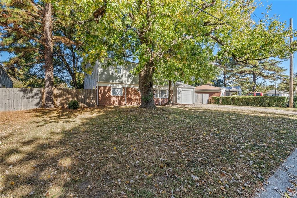 4904 Olive Grove LN