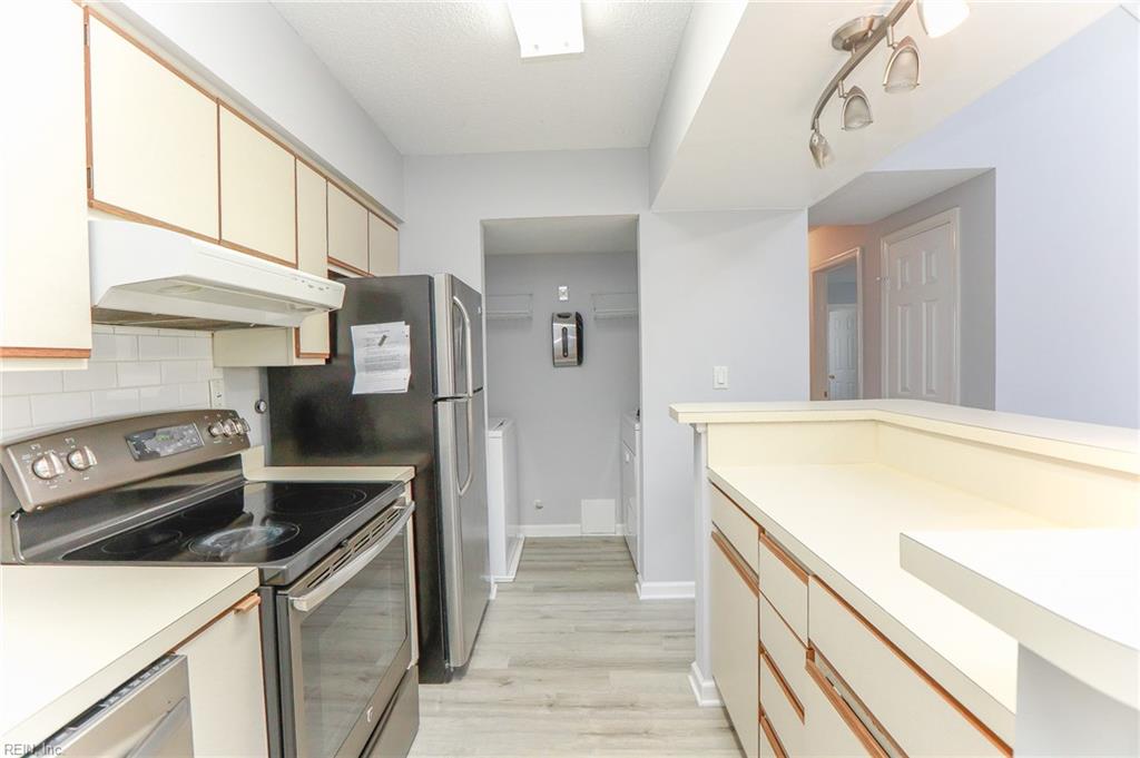 1402 Lake Huron DR