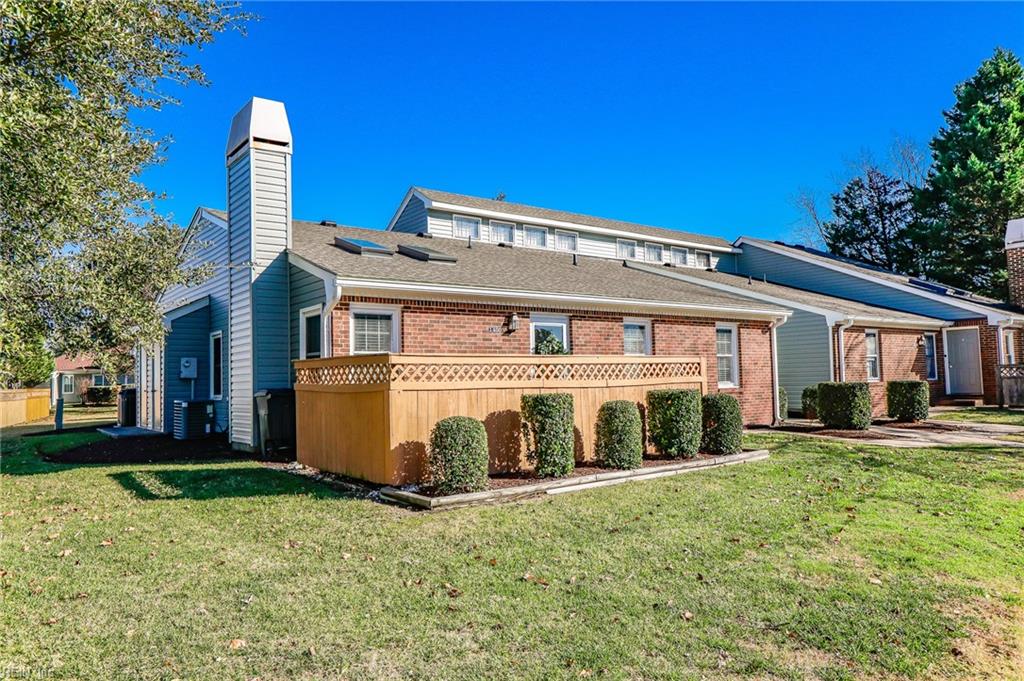 1402 Lake Huron DR