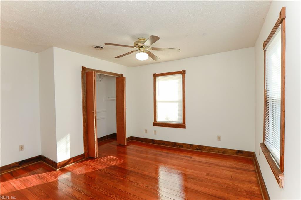 10 Myrtle ST