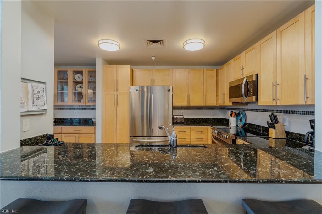 3700 Sandpiper RD 219