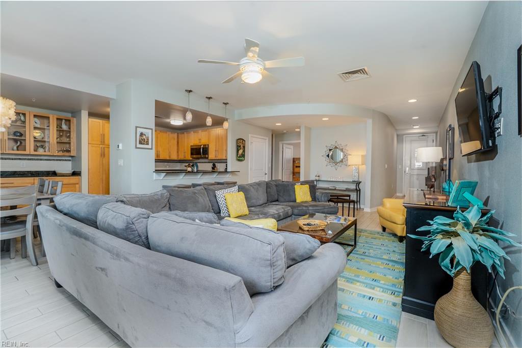 3700 Sandpiper RD 219