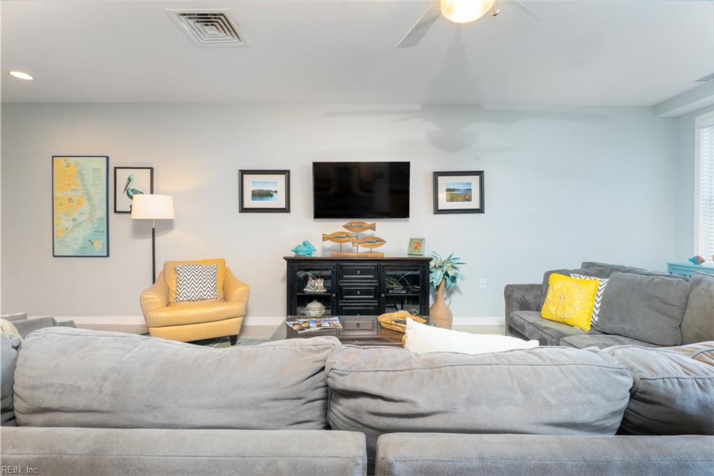 3700 Sandpiper RD 219