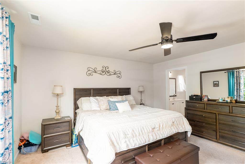 1215 Cleona DR