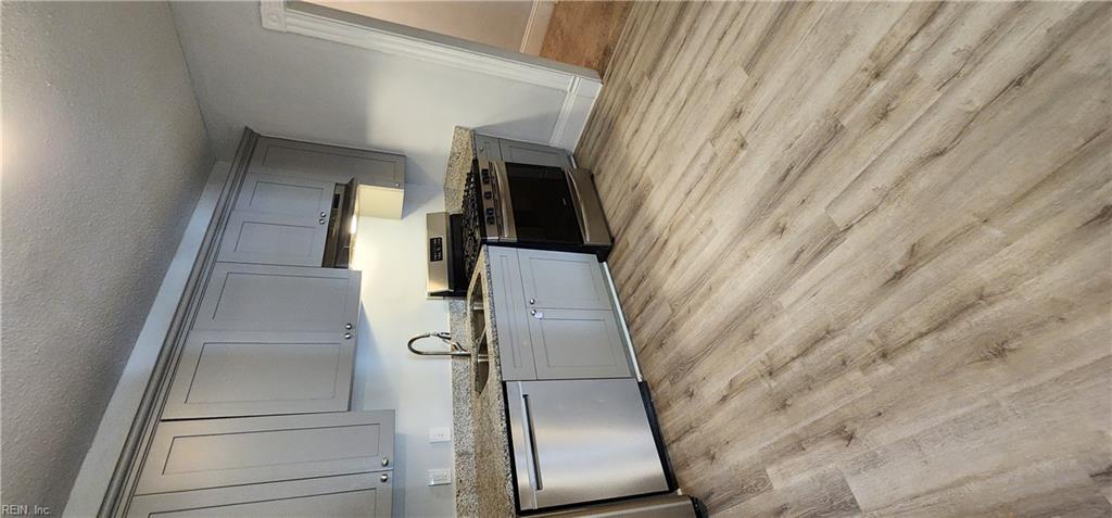1031 Crawford PW C1