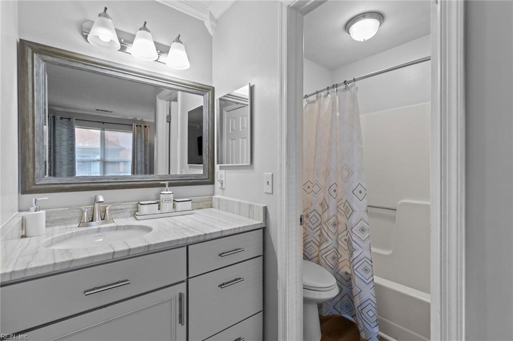 538 Pineland CIR 204