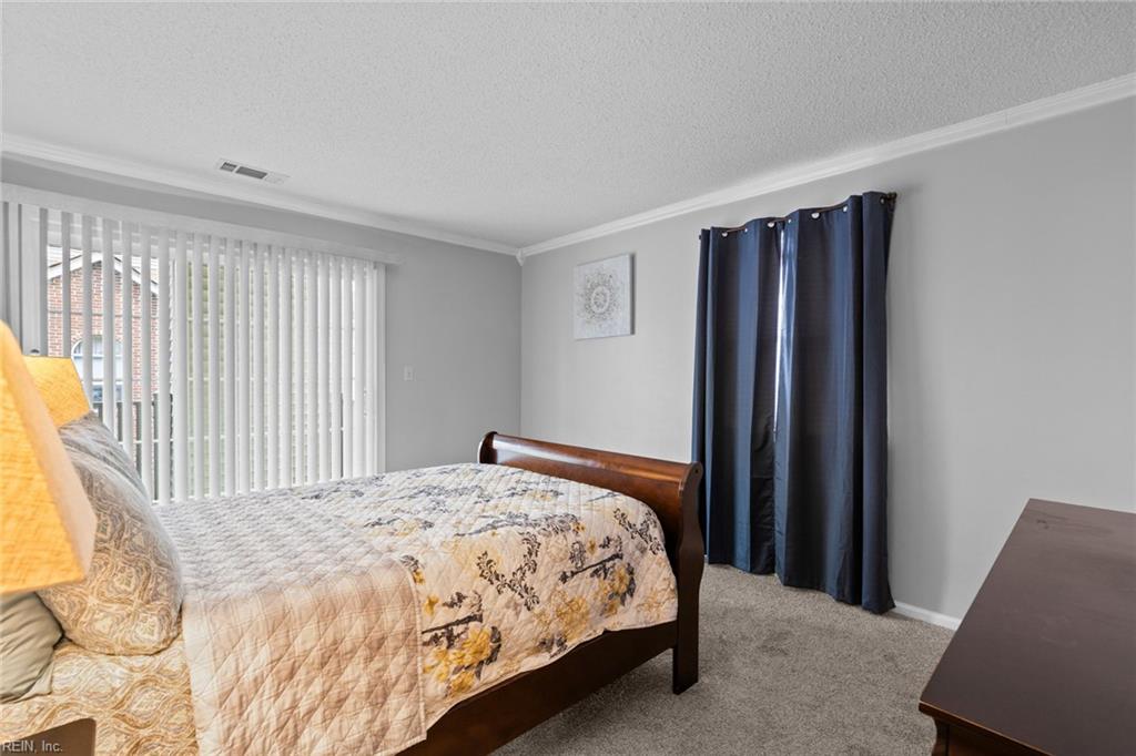 538 Pineland CIR 204