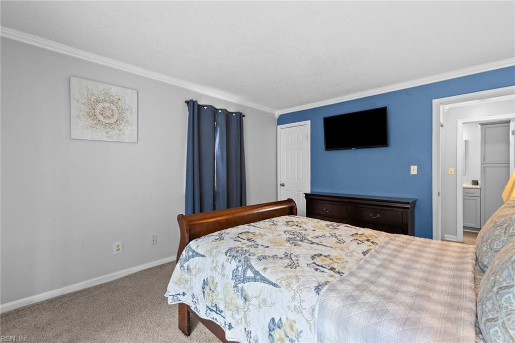 538 Pineland CIR 204