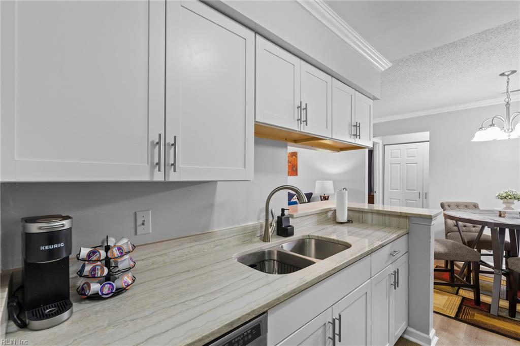 538 Pineland CIR 204