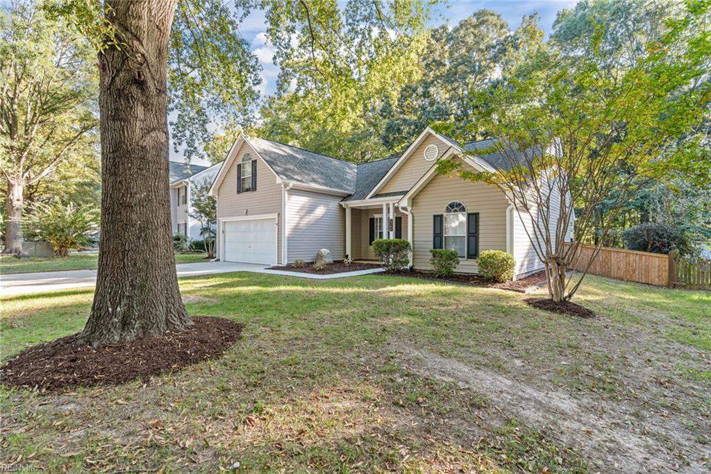 6748 Burbage Lake CIR