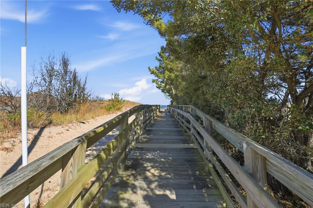 1521R E Ocean View AVE 206