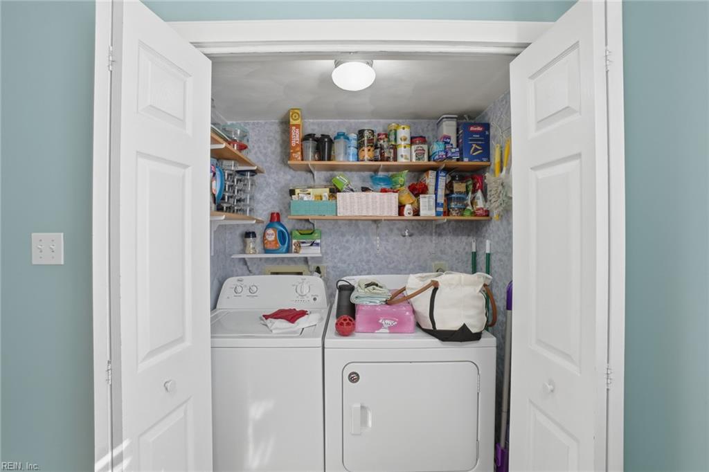 1521R E Ocean View AVE 206