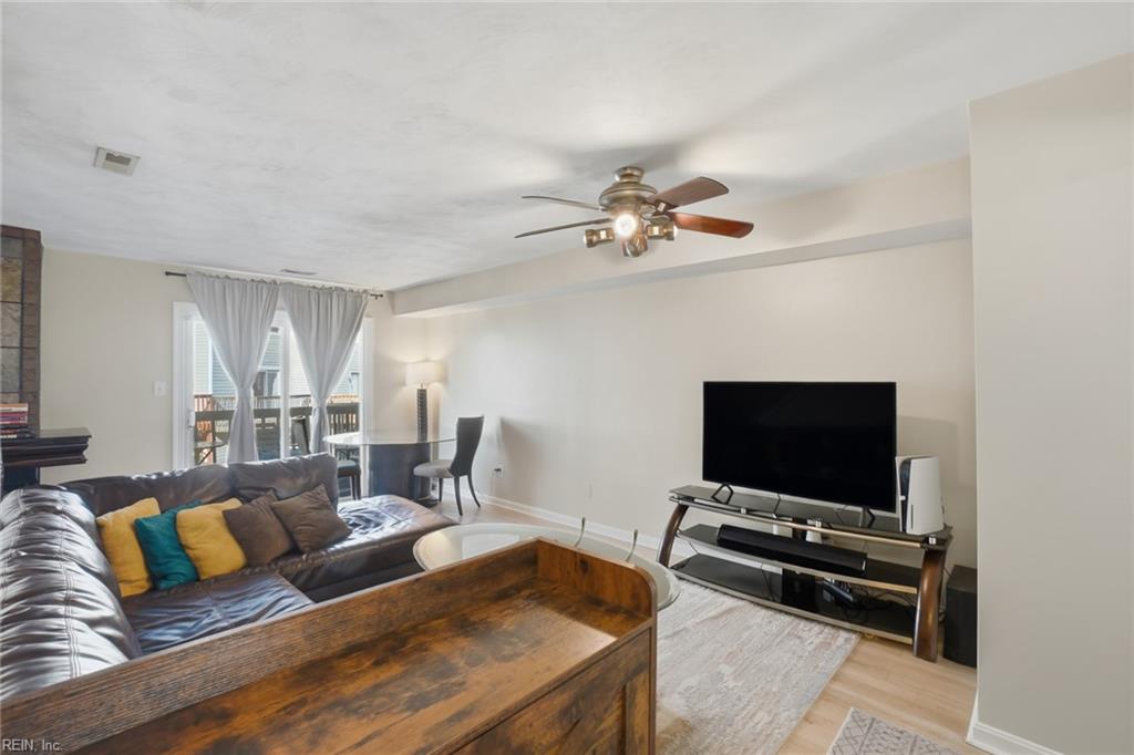 1521R E Ocean View AVE 206