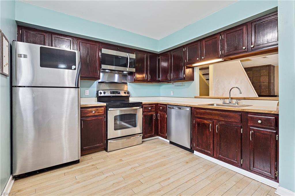 1521R E Ocean View AVE 206