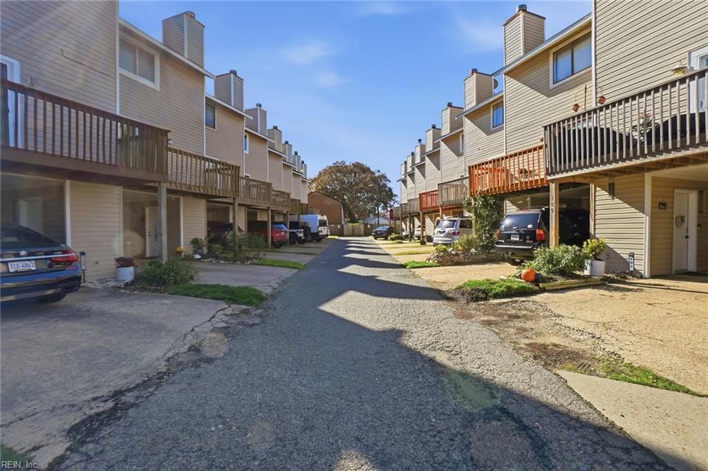 1521R E Ocean View AVE 206